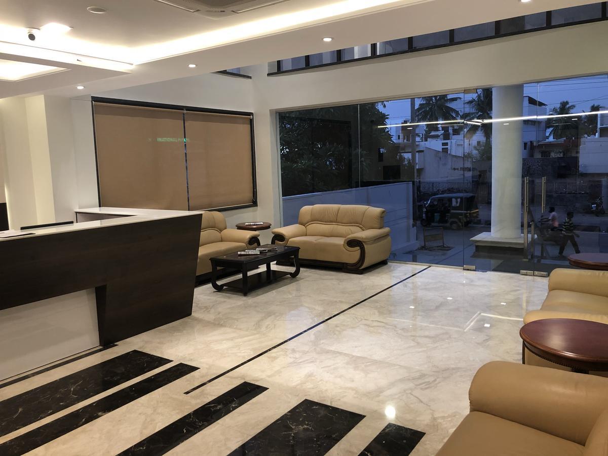 Kyriad Hotel Vijayapura By Othpl Bijāpur Exterior foto