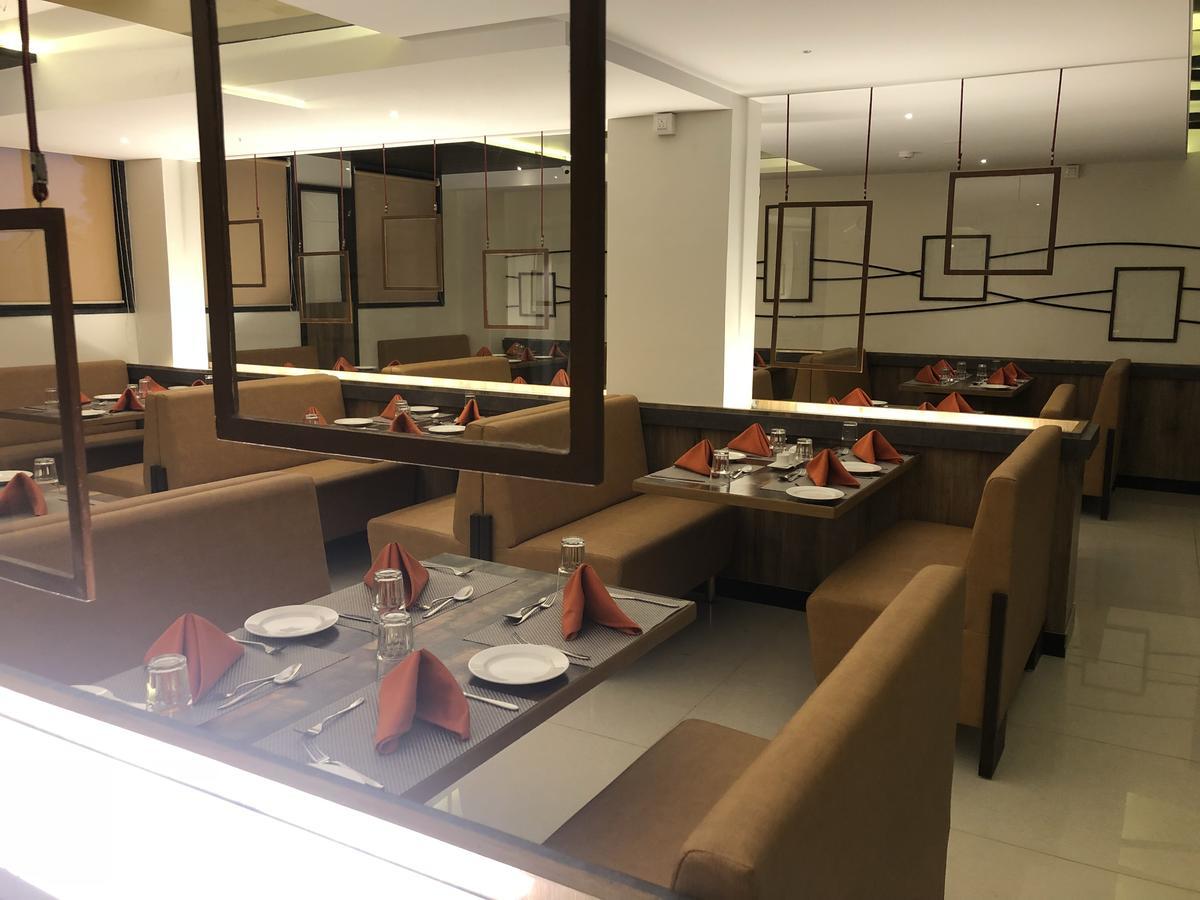 Kyriad Hotel Vijayapura By Othpl Bijāpur Exterior foto