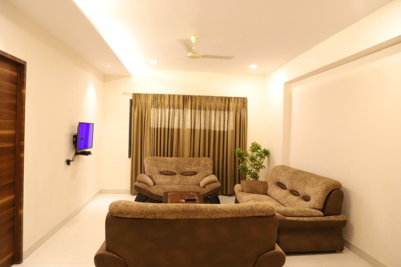 Kyriad Hotel Vijayapura By Othpl Bijāpur Exterior foto